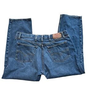 Levi's 501 Men's Original Straight Leg Dark Wash Jeans Size: W42/L30‎